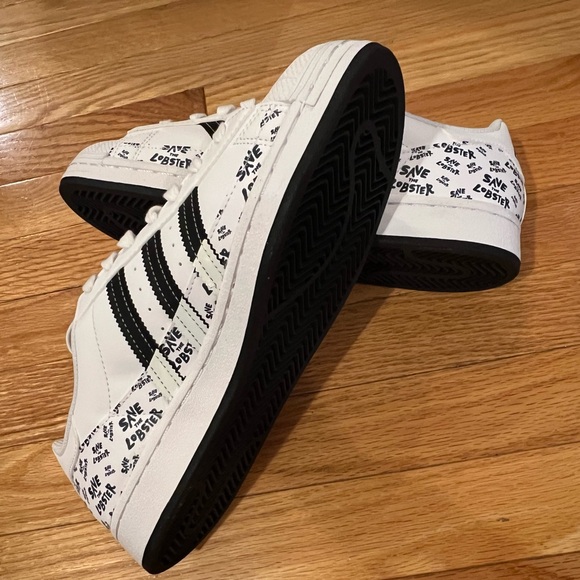 Philip Colbert x Adidas Superstar ‘Save the Lobster’ - GX7996 | Size Men’s US 9 - Picture 2 of 7